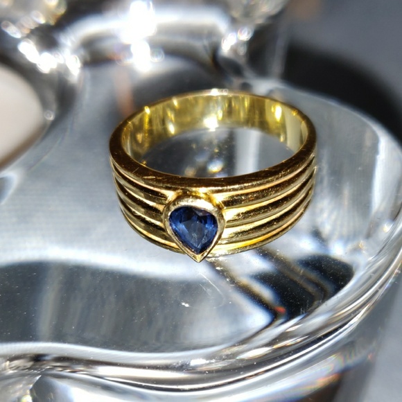Jewelry - 14K Yellow Gold Sapphire Ring With Blue Sapphire